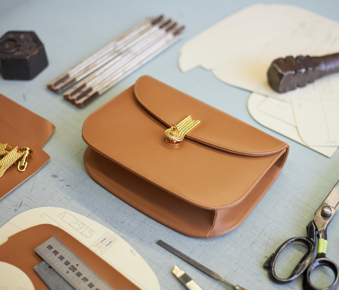 ショルダーバッグ・ポシェット AMATO DANIELE FW24 Crossbody bags (877 864A JEANS SCURO) Mto – Amato Daniele Shop