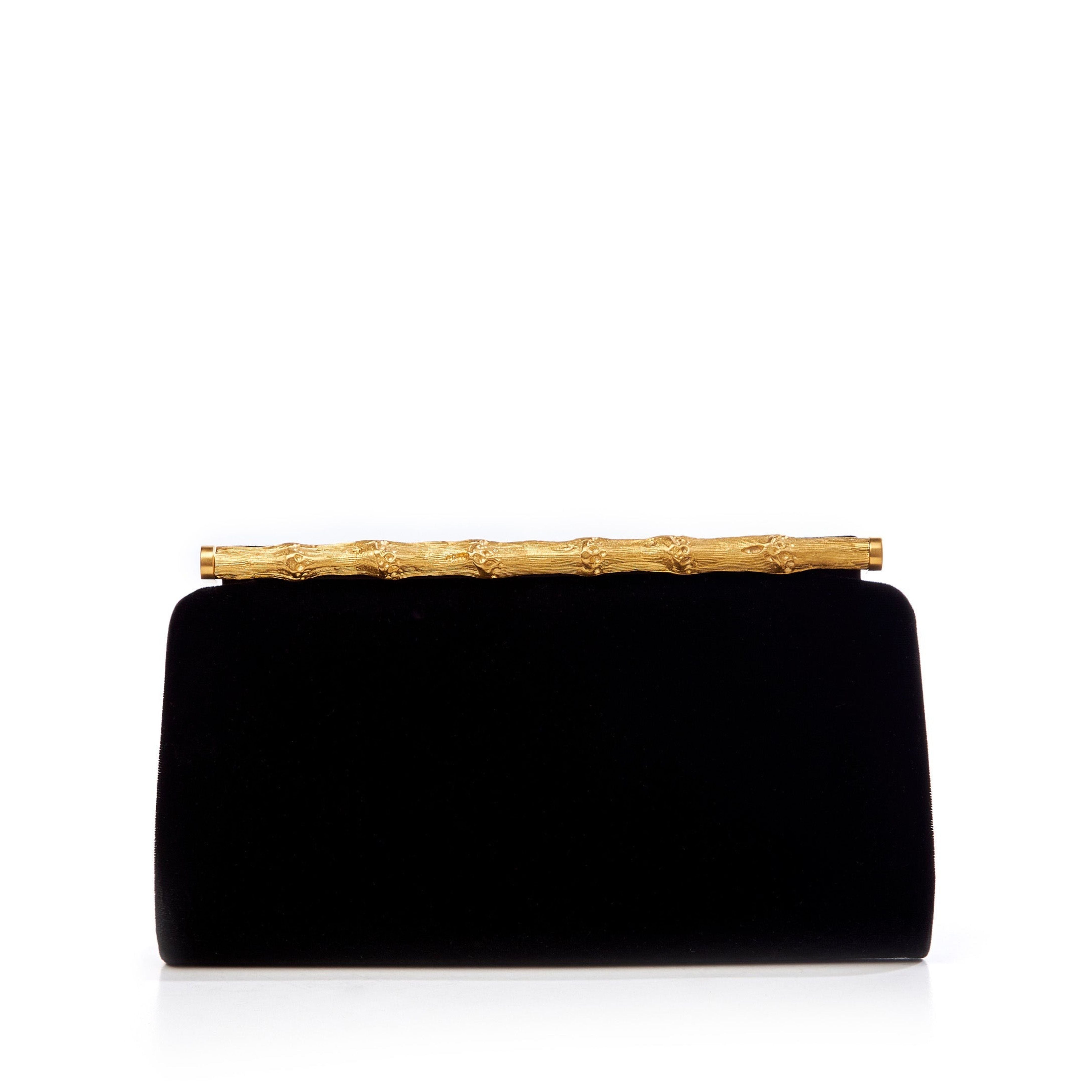Clutch in velvet black