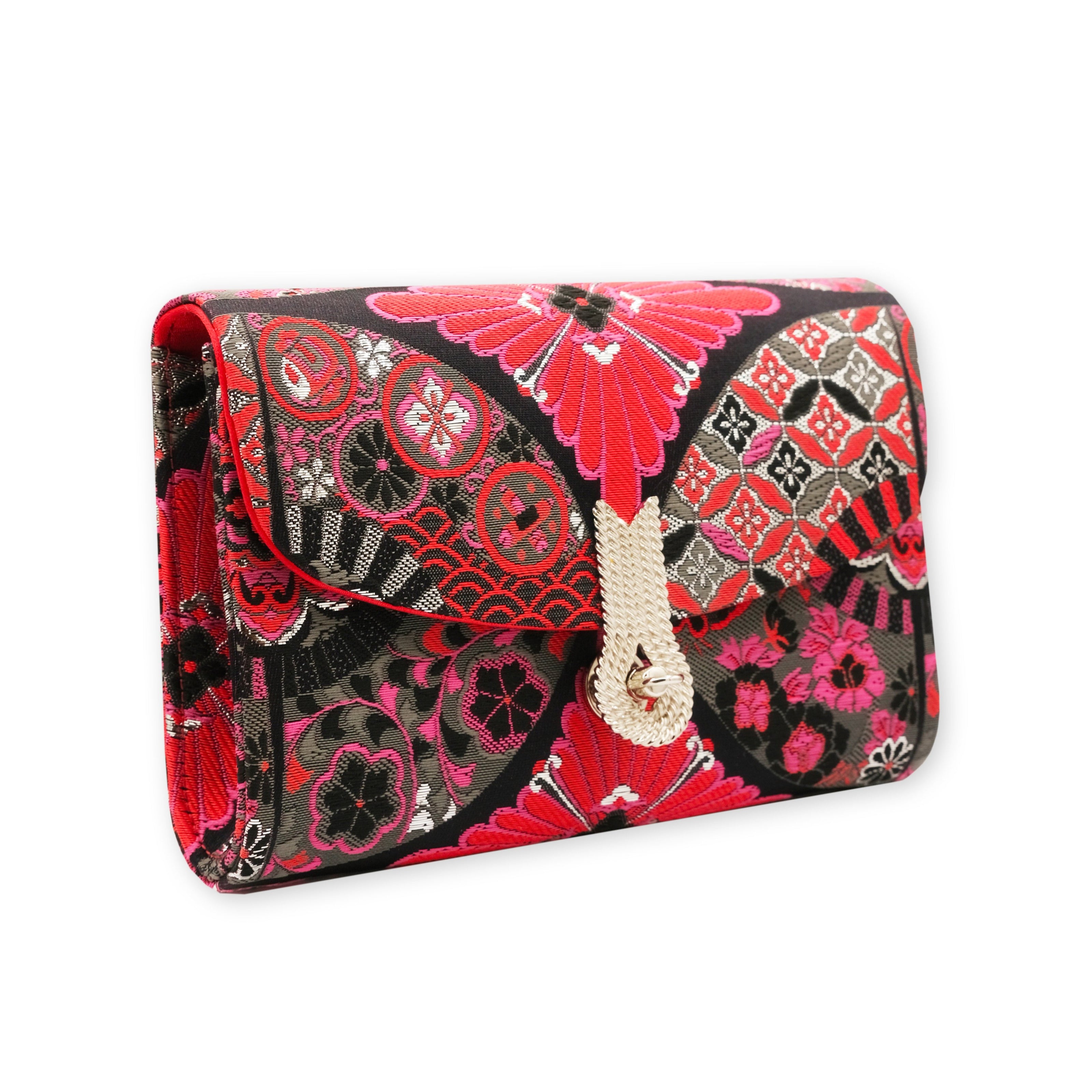 QUEEN MID JAPANESE FABRIC RED 🌸
