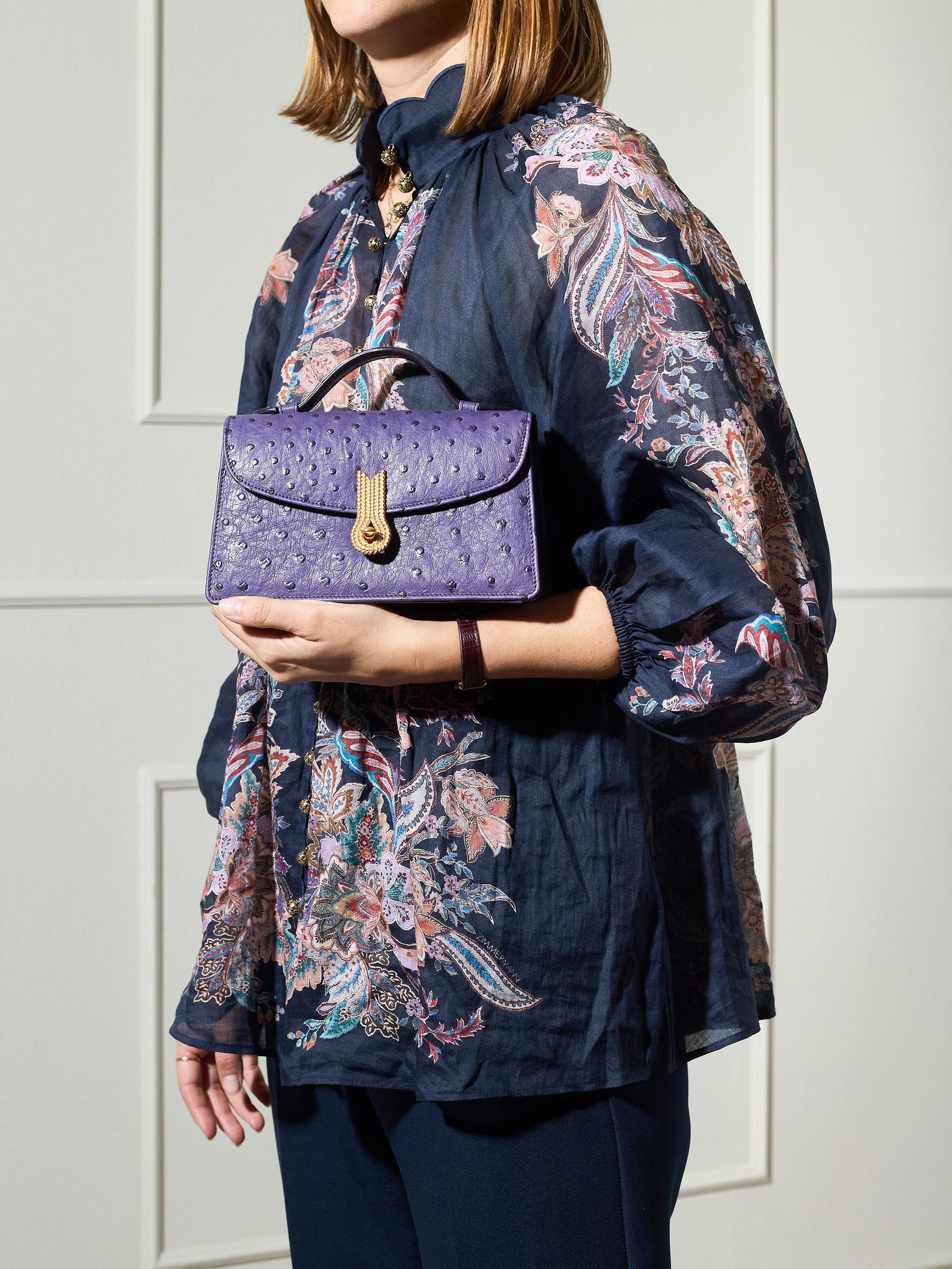 QUEEN ALTROVE OSTRICH VIOLET MTO - Delivery 40 working days