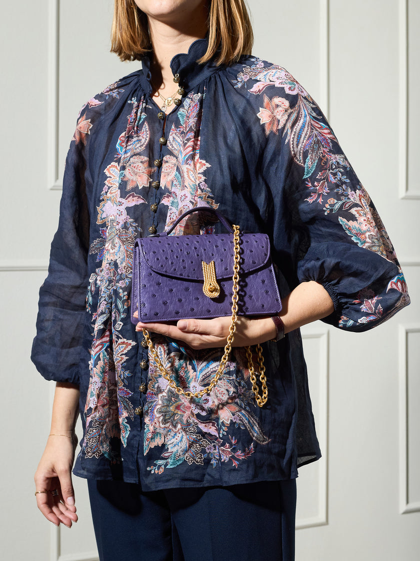 QUEEN ALTROVE COSMOS OSTRICH VIOLET