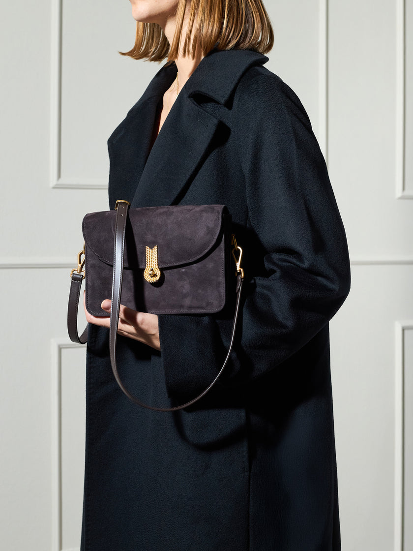 QUEEN VERA SUEDE VAN DYCK