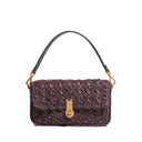 CAMMELLO ALL'UNCINETTO DELLA REGINA