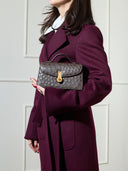 QUEEN ALTROVE OSTRICH CHOCCOLATE