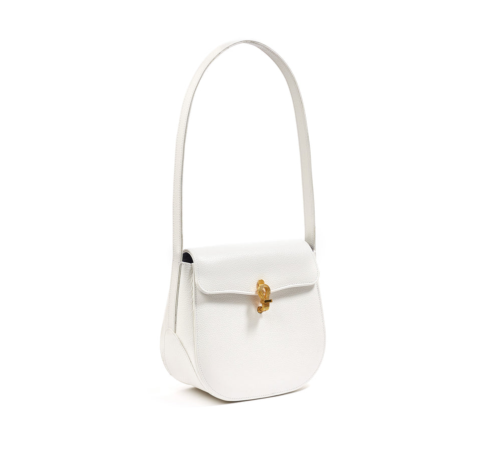 
                  
                    REVERIE CAVIAR WHITE
                  
                