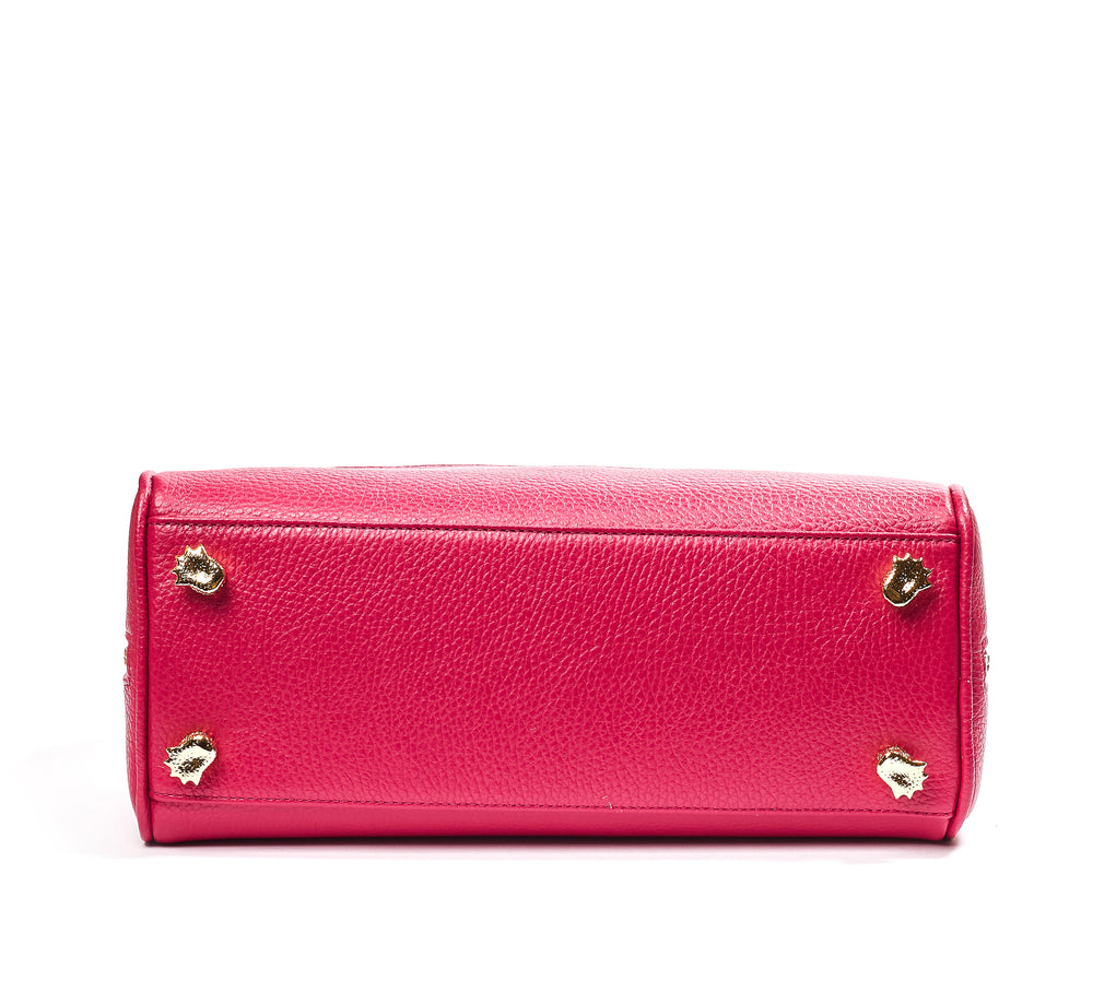 
                  
                    BEAUTY CASE FUXIA  -20%
                  
                